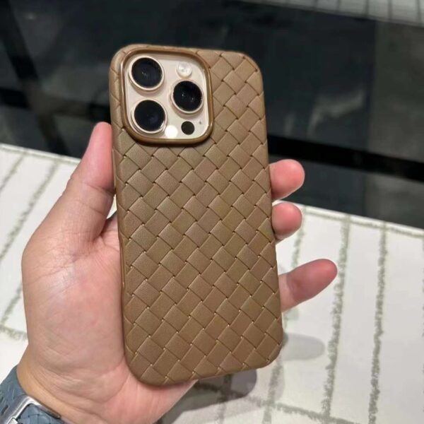 Iphone Woveen Back Case